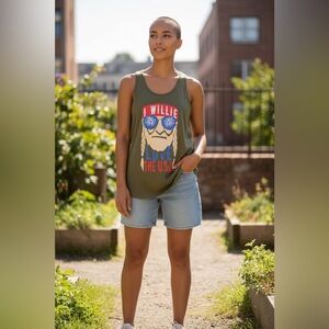 2/$20 • Racerback Graphic Tank Top “I Willie Love The U.S.A.” size Small 0327